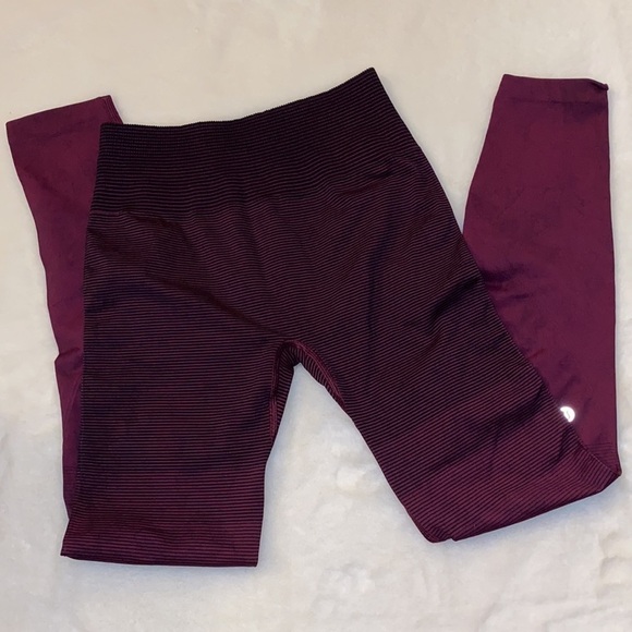 Lululemon Ebb to Train Tight NWOT - Picture 11 of 13